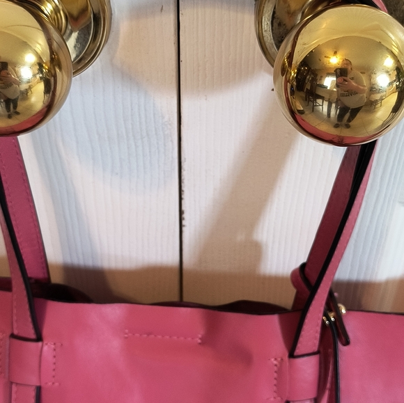 Halston Heritage Tote - Picture 6 of 12